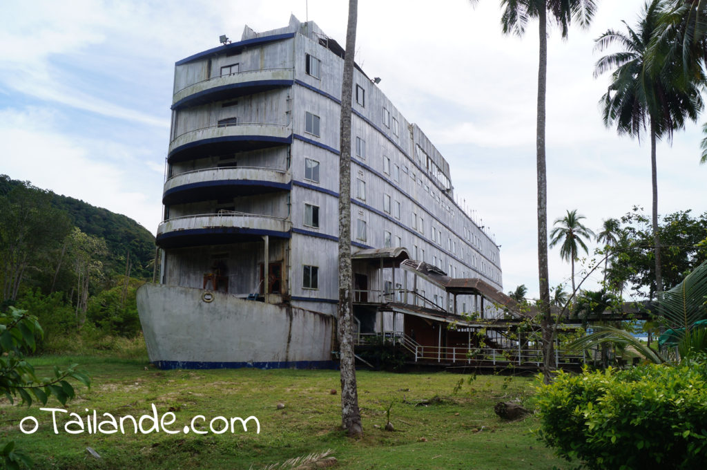 Заброшенный отель на острове Ко Чанг