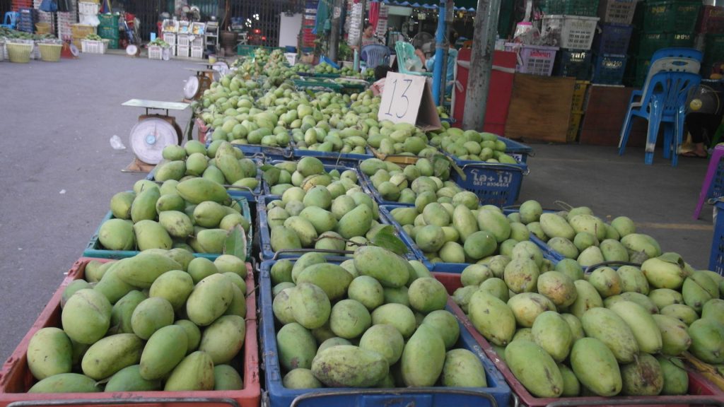 Как упаковать фрукты из Таиланда чтобы довезти их домой
