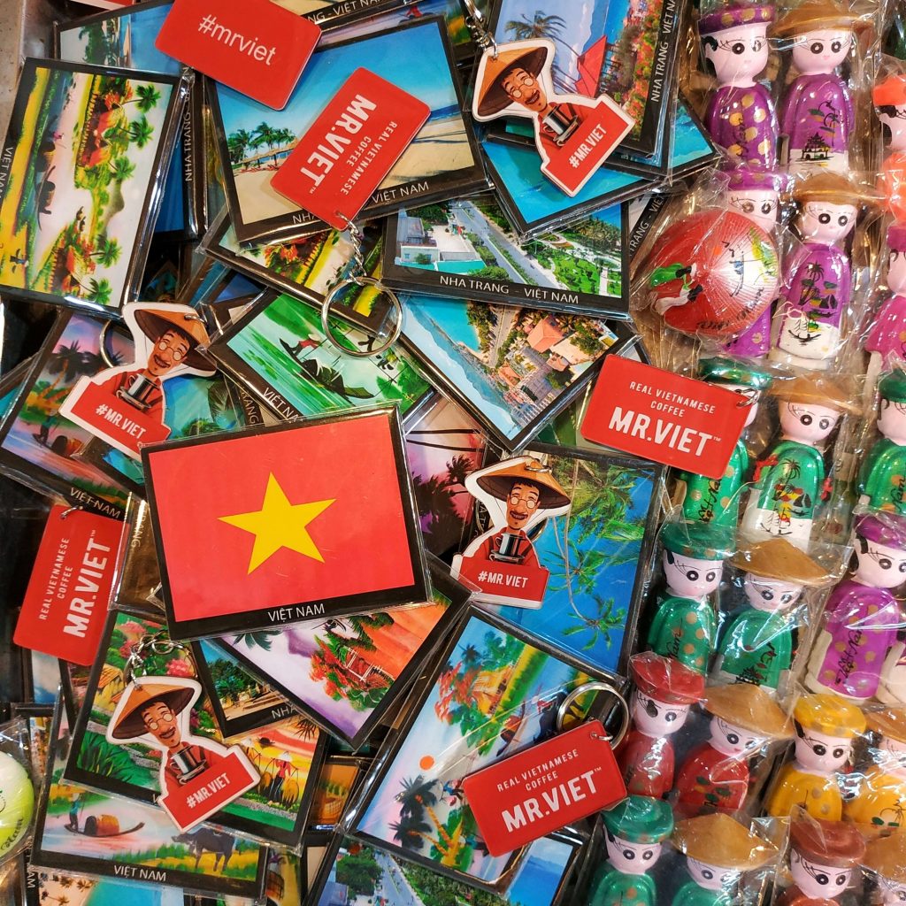 О чем нужно знать перед покупкой сувениров из Вьетнама