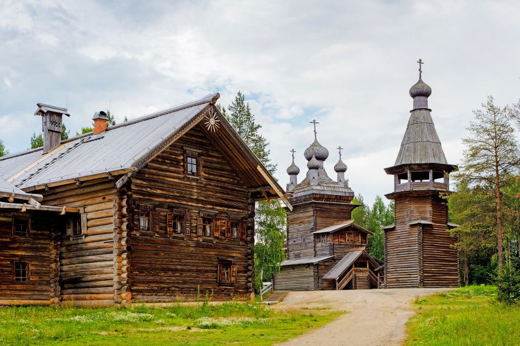 9 городов России с потрясающими памятниками зодчества