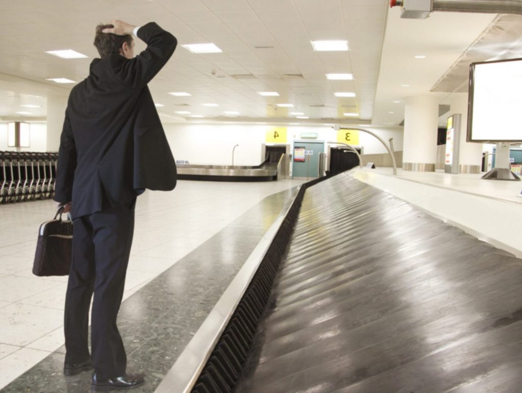 Как вернуть утерянный в аэропорту багаж