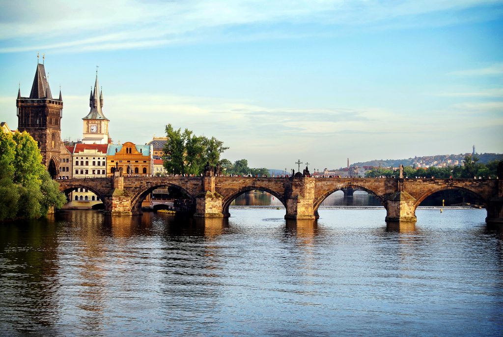 Какие достопримечательности Праги можно посмотреть бесплатно