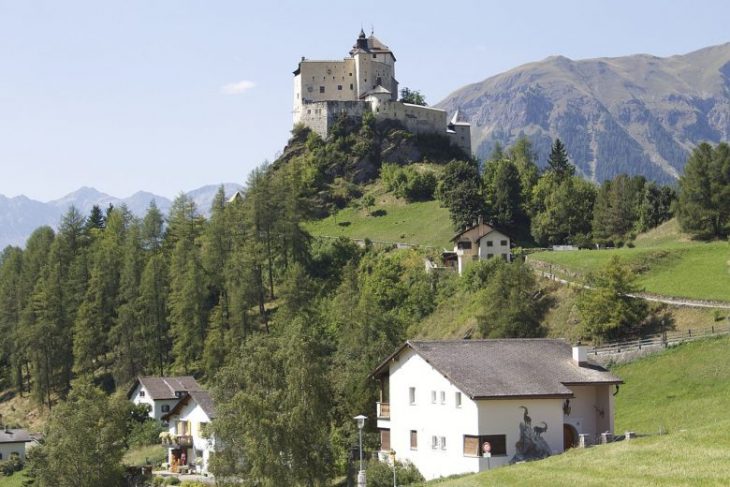 Жемчужины Швейцарии: самые впечатляющие замки