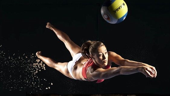 Heat on the Sand: Thrilling Images from Women's Beach Volleyball