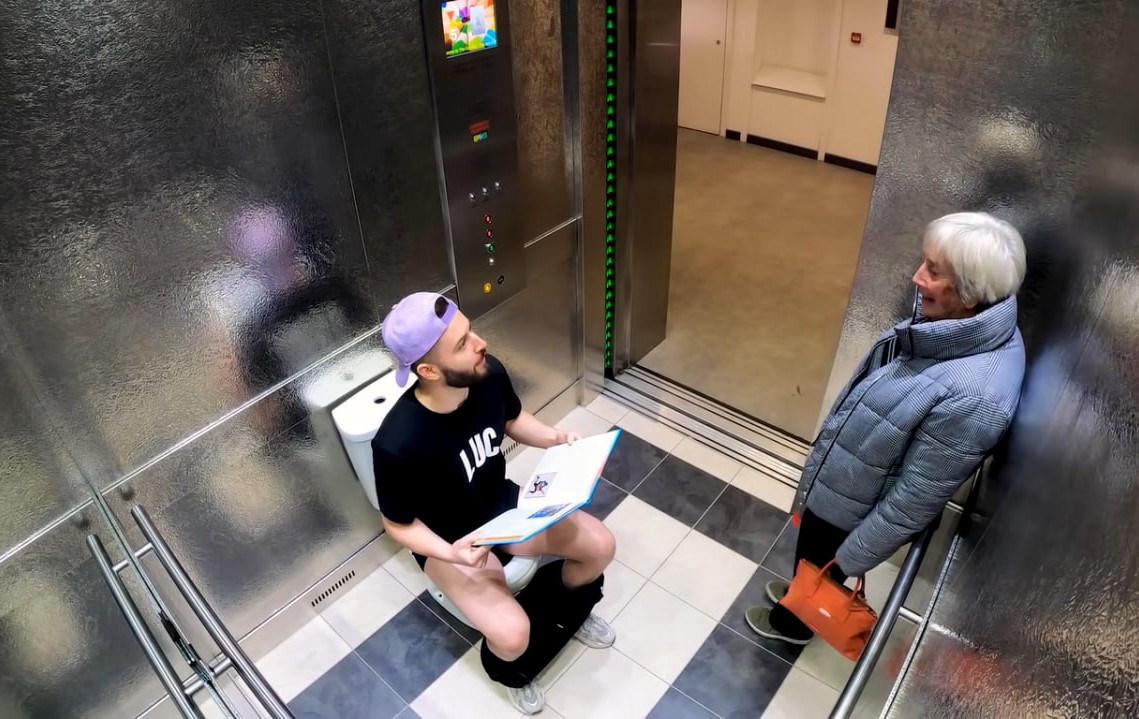 When Elevators Get Weird: A Photo Collection of Humorous Mishaps